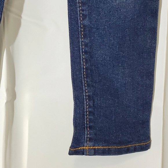 Old Navy Pull-On Skinny Jeans with Adjustable Waist, Size 3T (small Red Stains) - Picture 6 of 16